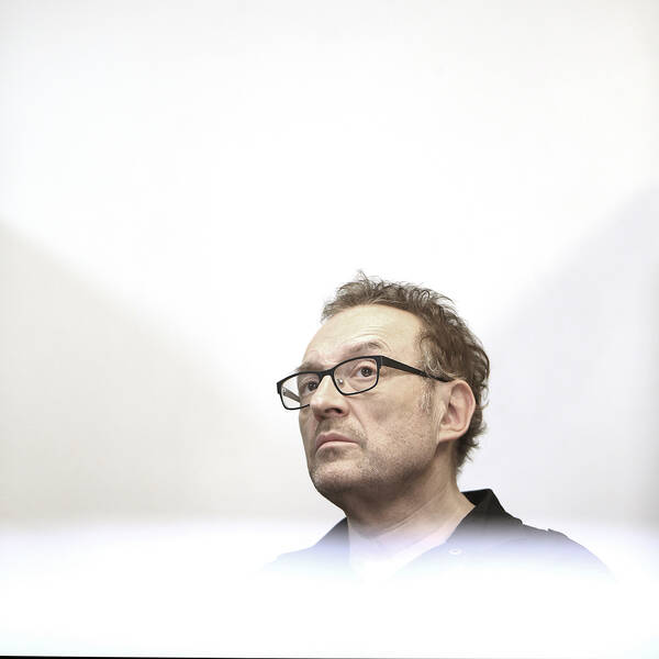 Portrait des Kabarettisten und Schauspielers Josef Hader.