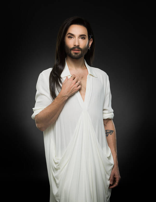 Portrait der Sängerin Conchita Wurst