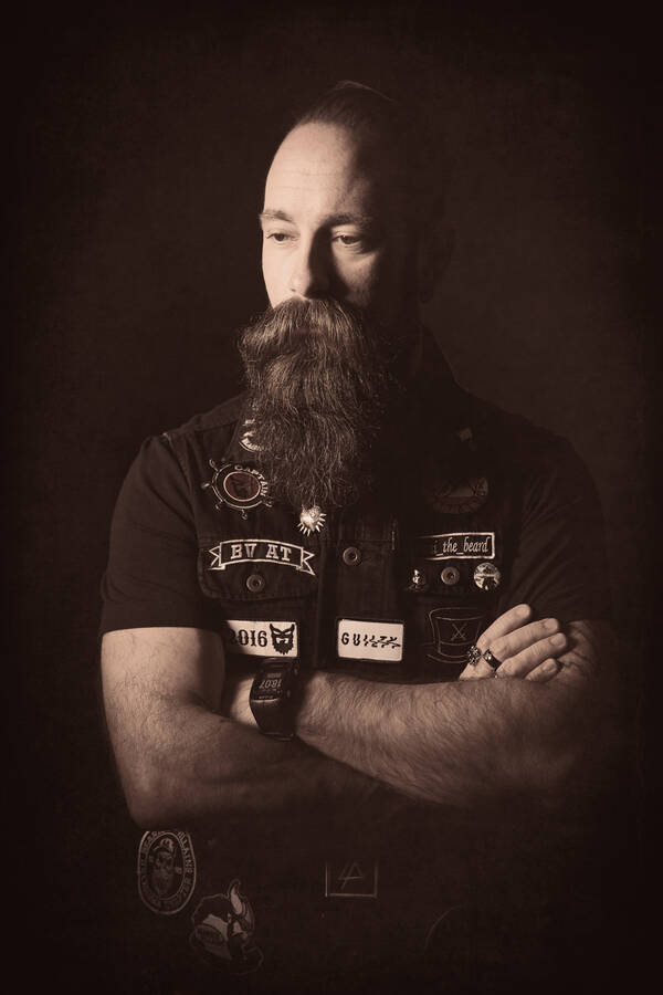 Portrait eines bärtigen Mannes